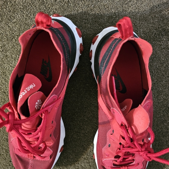 Nike React Red Black n White Mens Size 9 - Picture 2 of 5